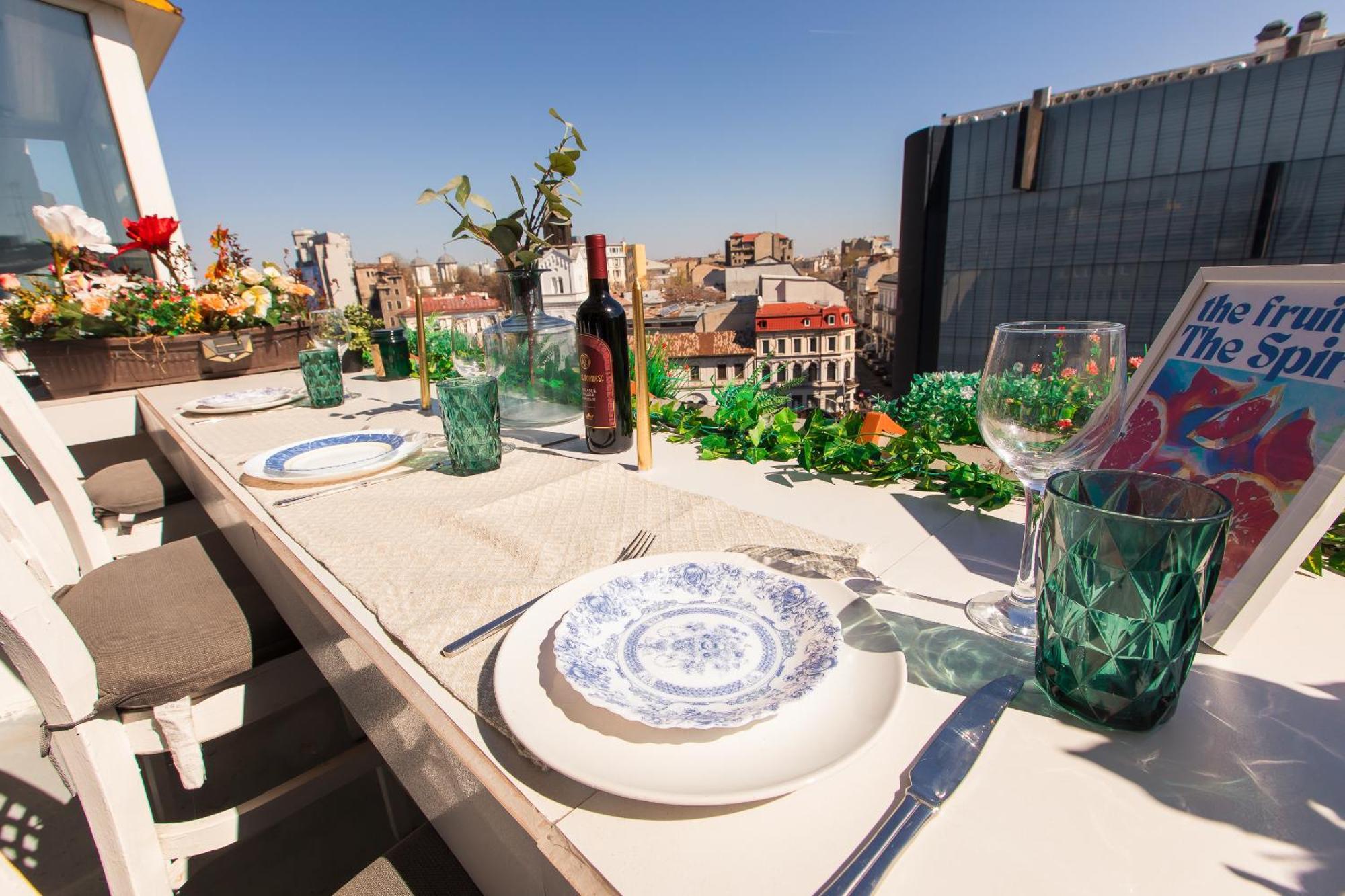 בוקרשט Old Town Apartment With Amazing View From The Balcony מראה חיצוני תמונה