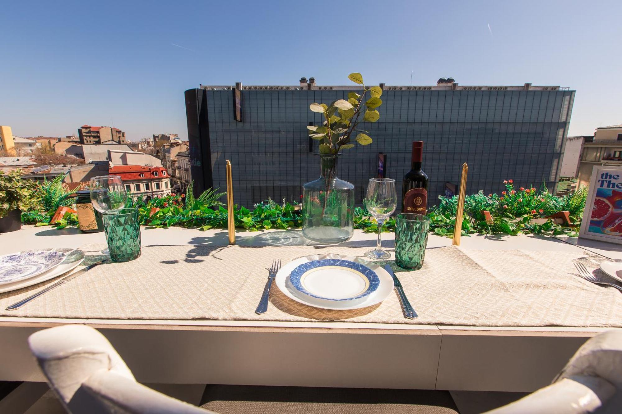 בוקרשט Old Town Apartment With Amazing View From The Balcony מראה חיצוני תמונה