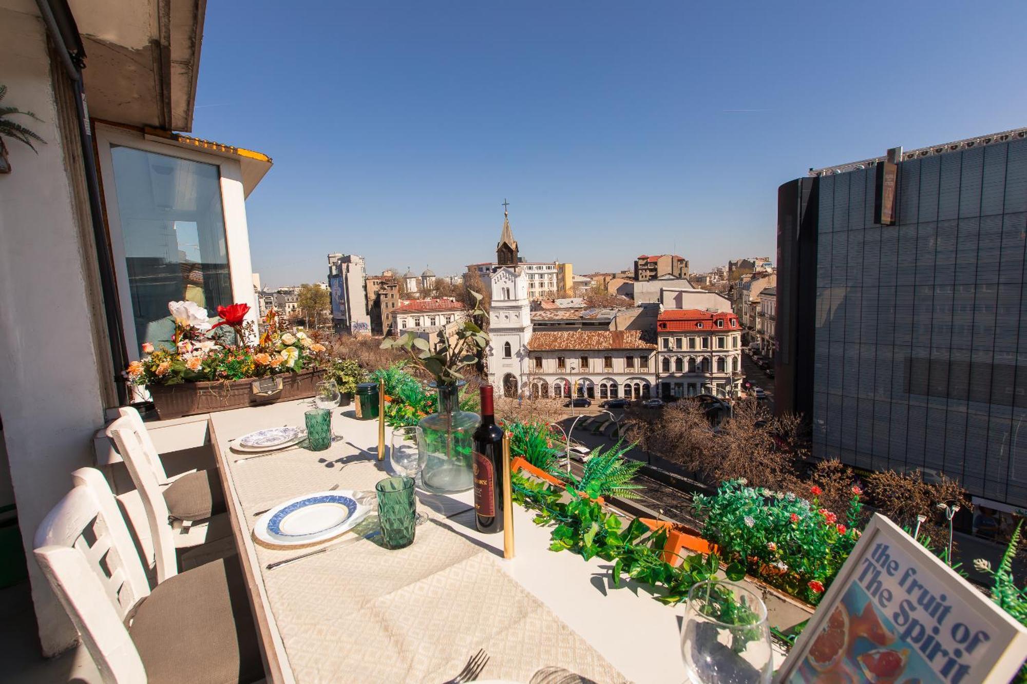 בוקרשט Old Town Apartment With Amazing View From The Balcony מראה חיצוני תמונה