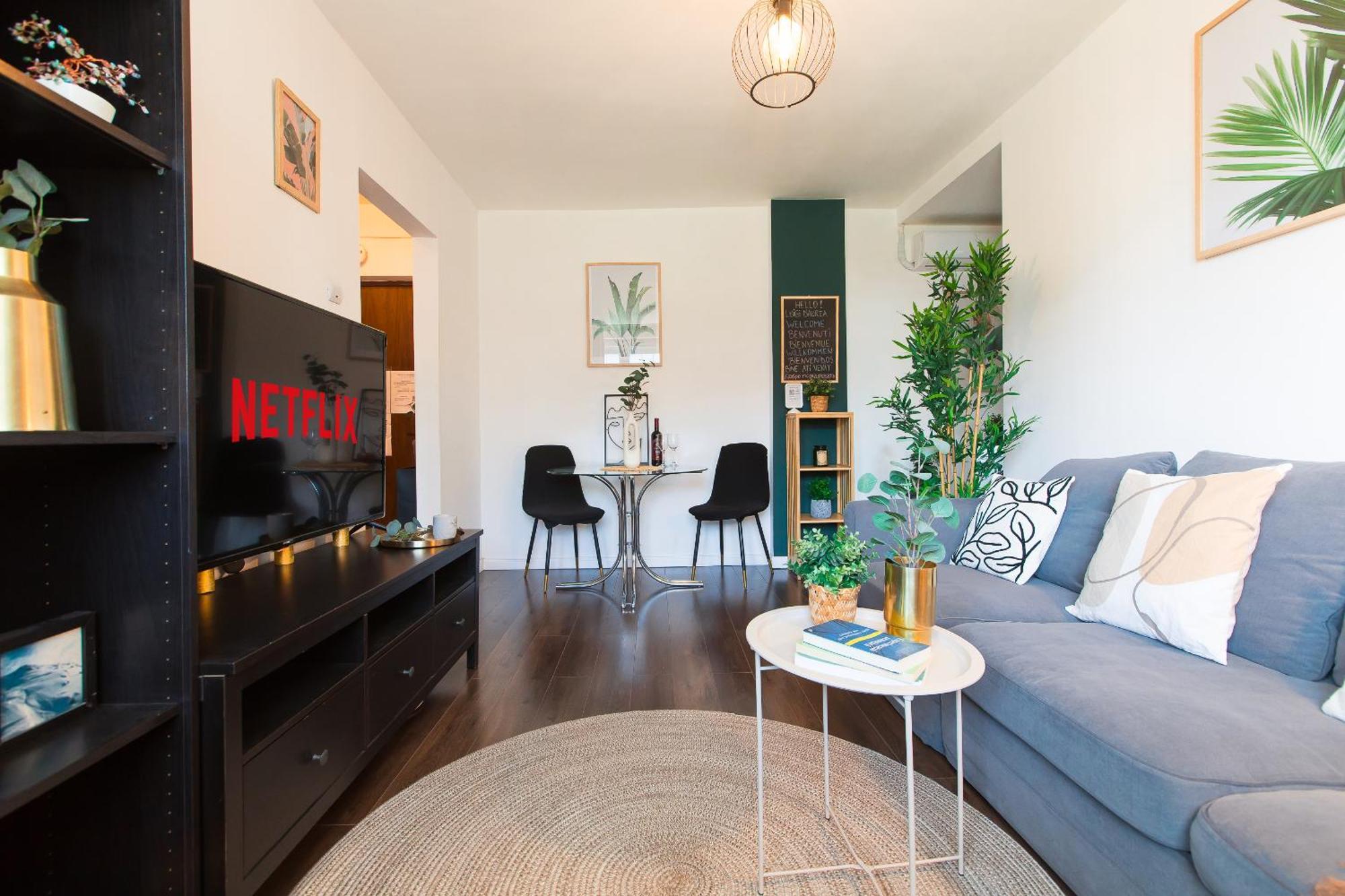 בוקרשט Old Town Apartment With Amazing View From The Balcony מראה חיצוני תמונה