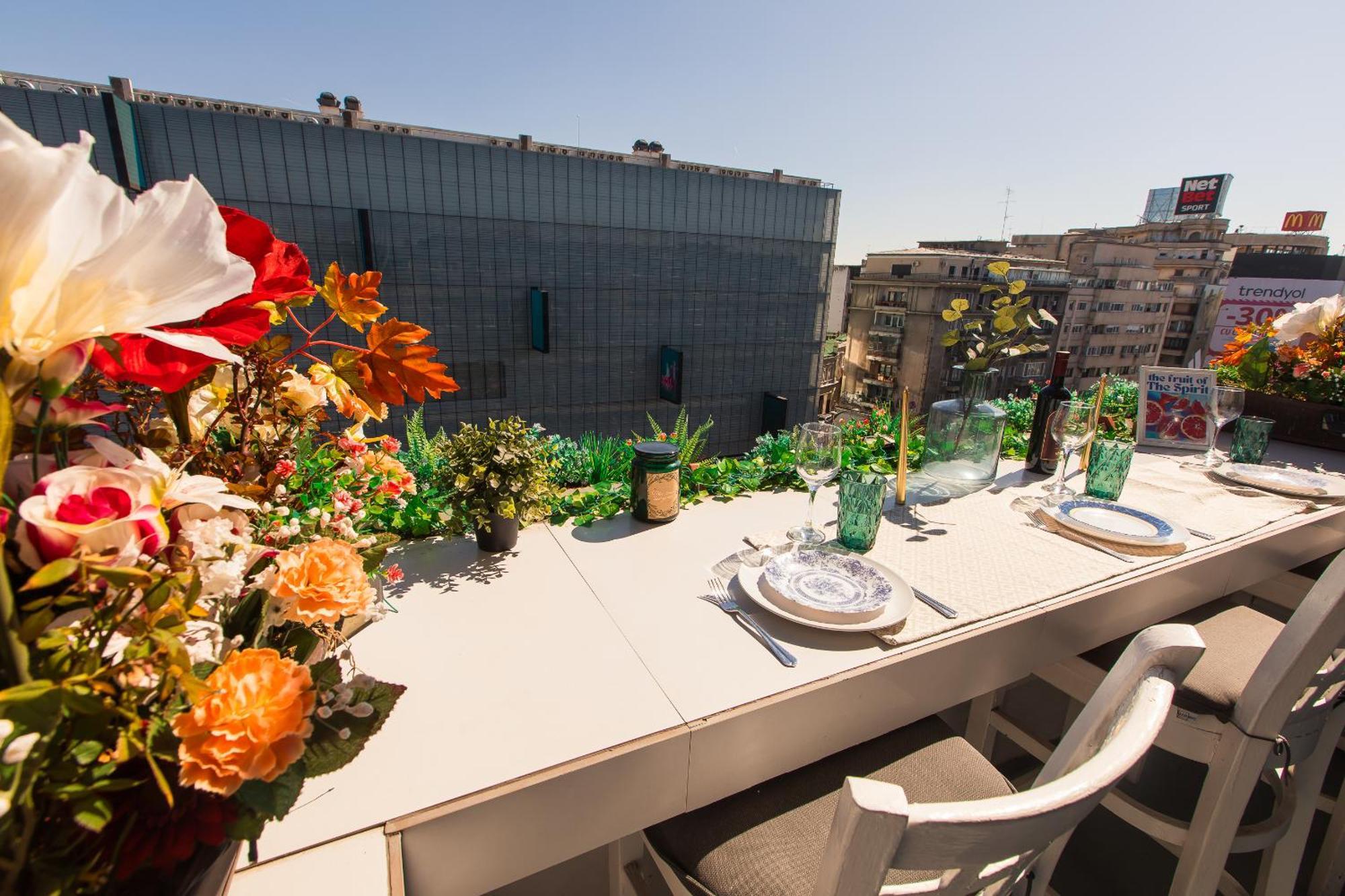 בוקרשט Old Town Apartment With Amazing View From The Balcony מראה חיצוני תמונה